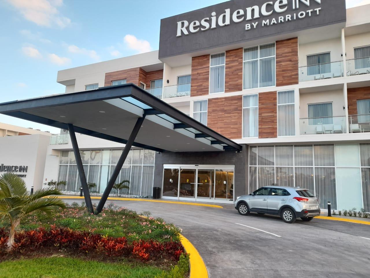 Residence Inn By Marriott Cancun Hotel Zone Eksteriør bilde